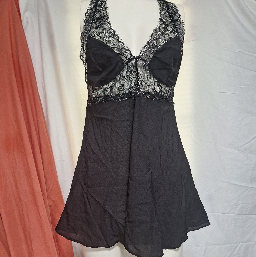 Fredericks of Hollywood Black Lace Nightie Lingerie- Small